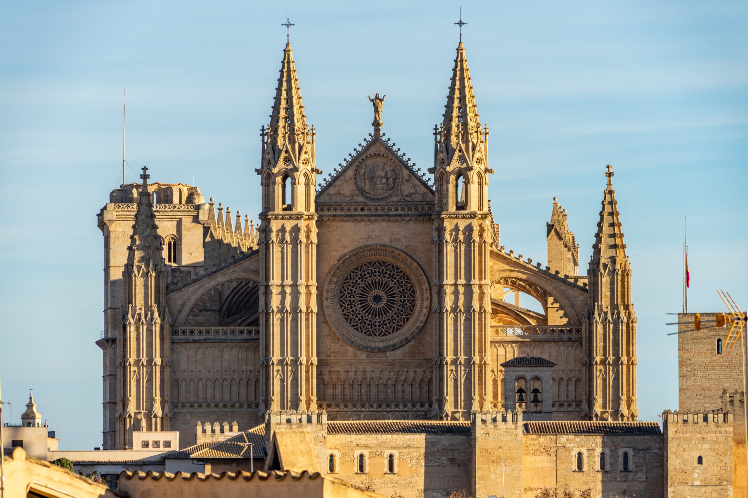 La catedral La Seu de Palma de Mallorca al atardecer