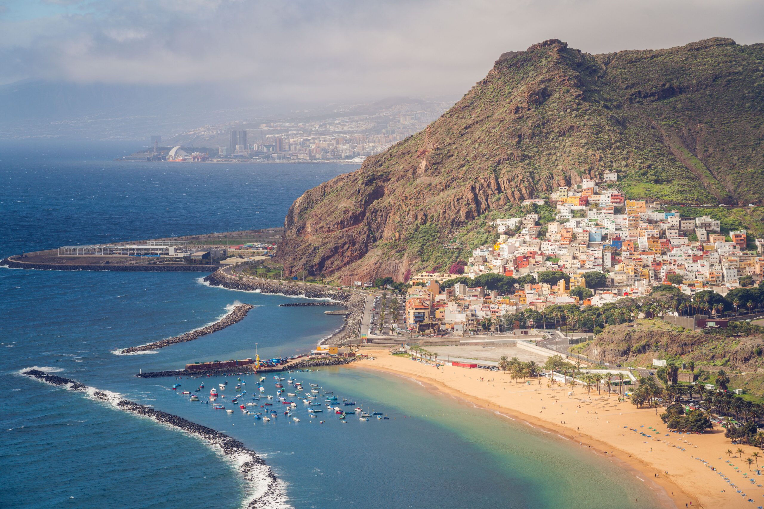 Canarias para jubilados: el destino de invierno perfecto en 2026