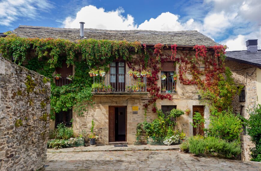 Casa rural con jardín en España para jubilados.